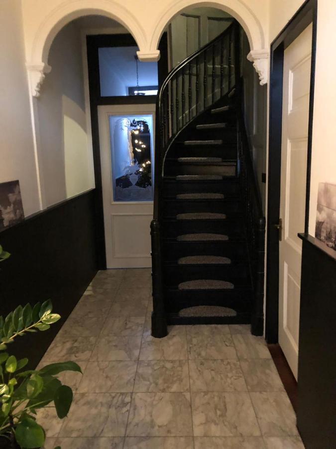 B&B Diepzicht Dokkum Esterno foto
