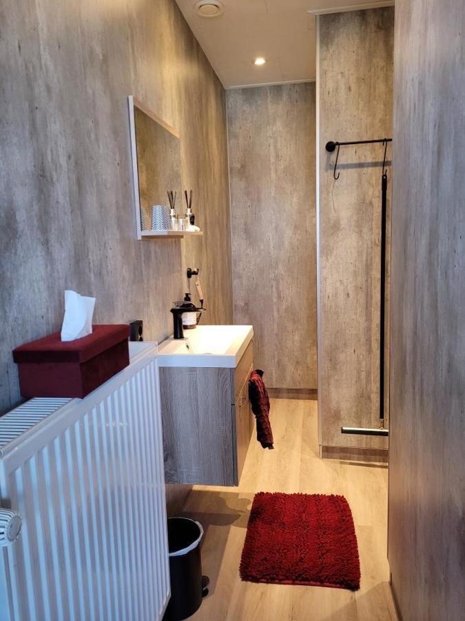 B&B Diepzicht Dokkum Esterno foto
